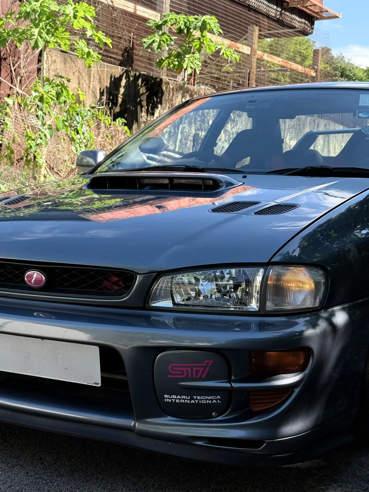 SUBARU IMPREZA STI 4D (GC8)