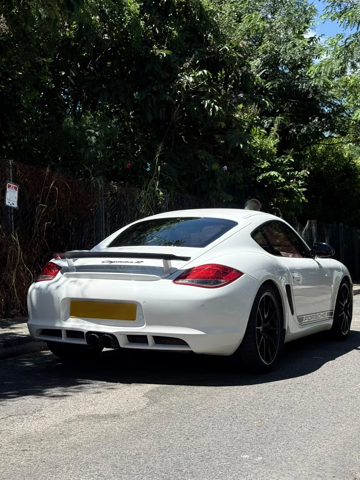 PORSCHE Cayman R