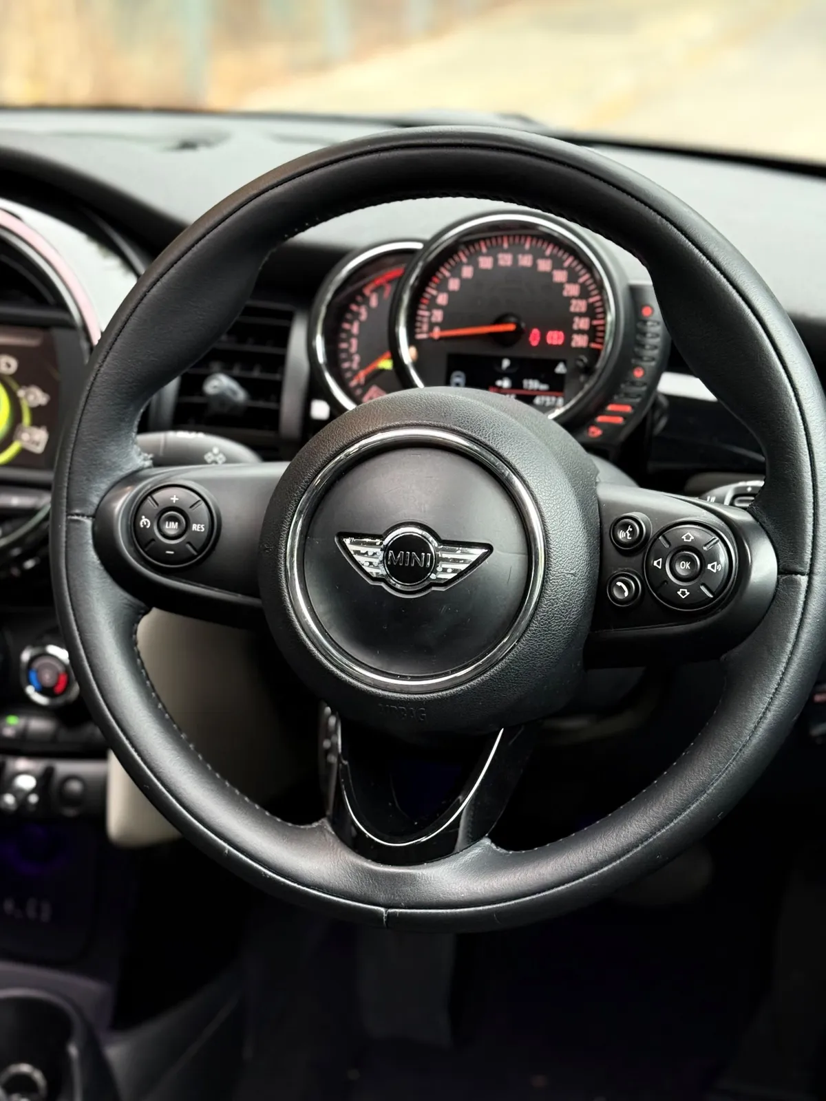 Mini Cooper F55 5 Door (F55)