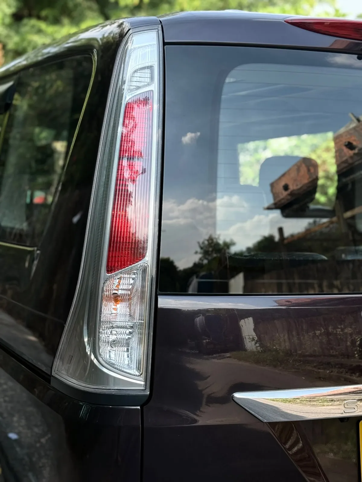 NISSAN SERENA GREEN HWS 2.0L