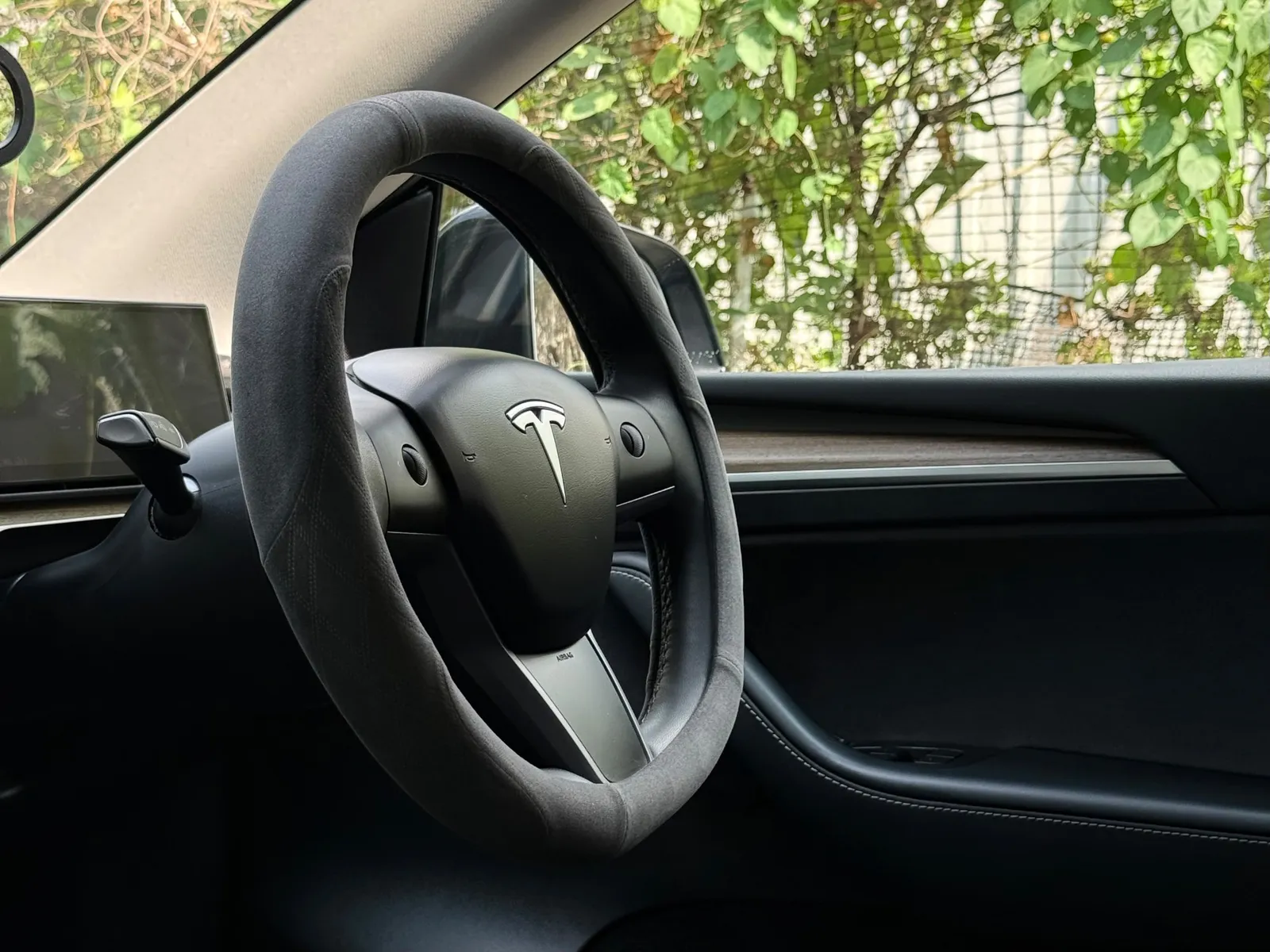 TESLA MODEL Y RWD