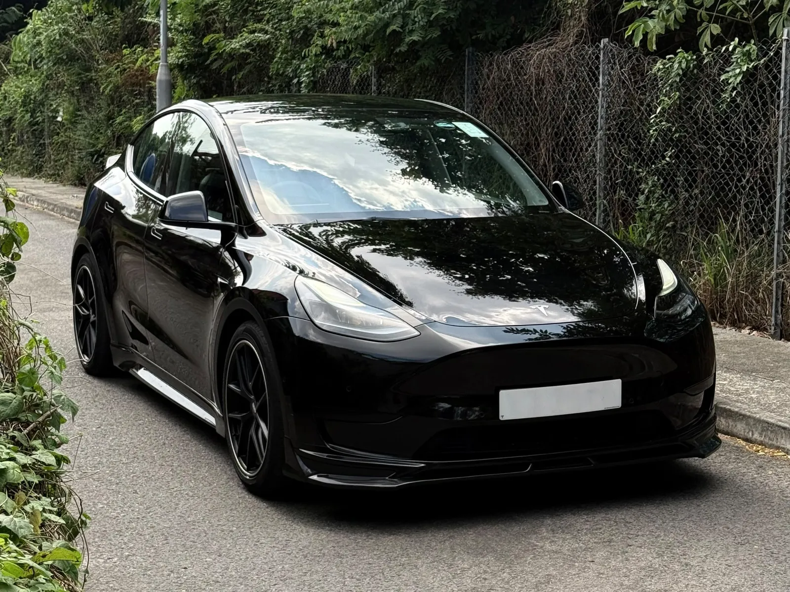 TESLA MODEL Y RWD